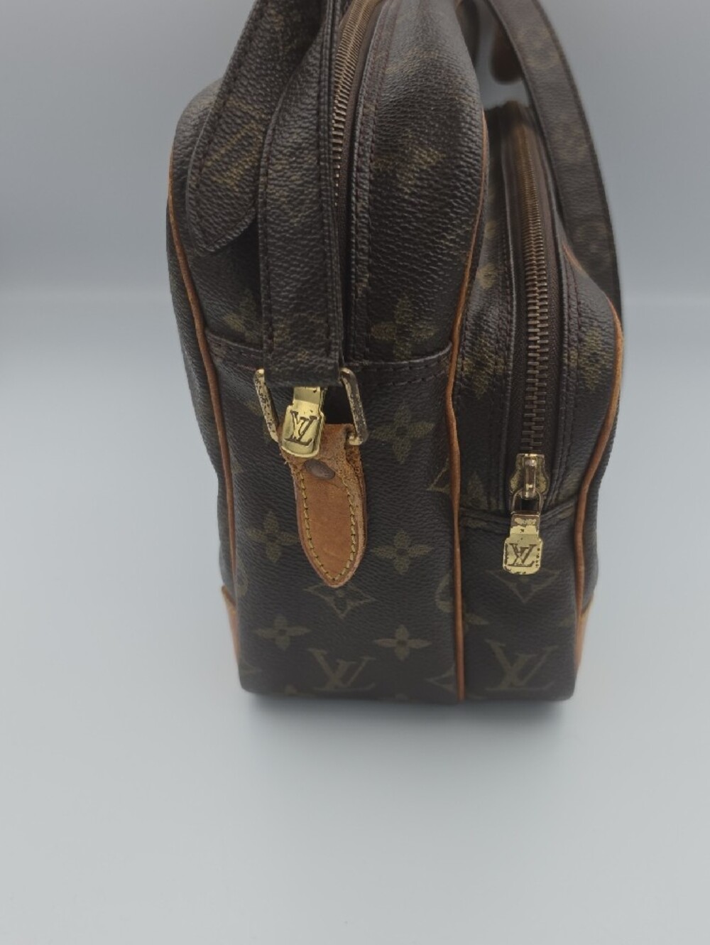 Louis Vuitton Brown Monogram Nil 28 Medium Messenger Unisex Bag COA(VERY GOOD)✨️ - Picture 7 of 16